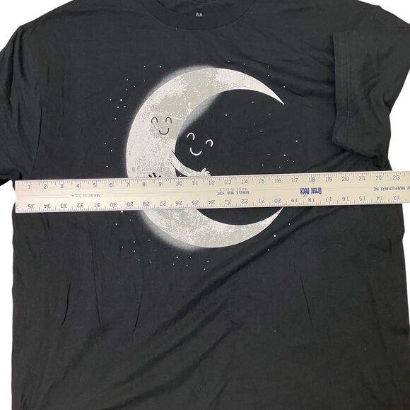 Threadless T-Shirt Mens Black Cotton Moon Hugs Stars Celestial Novelty Size XL - Picture 7 of 10